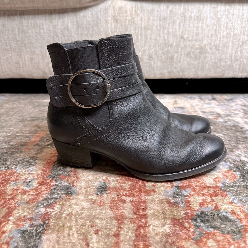 Paul Green Black Austrian Leather Stacked Heel Ankle Booties